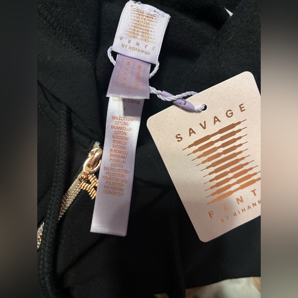 SAVAGE X FENTY FOREVER SAVAGE HOODED
ONESIE SIZE 4-6 - Picture 9 of 9